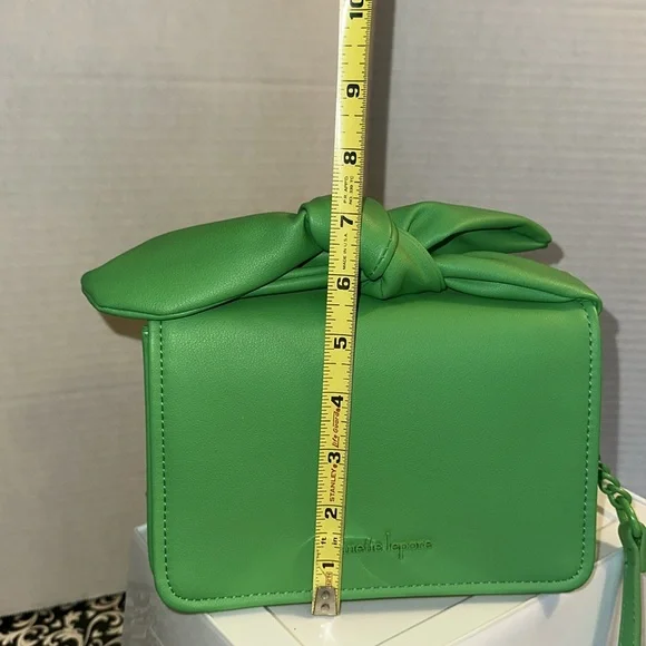 NWOT NANETTE LEPORE FLAP CROSSBODY BAG WITH A BOW 💚 luxury Fabulous Bow - Picture 15 of 16